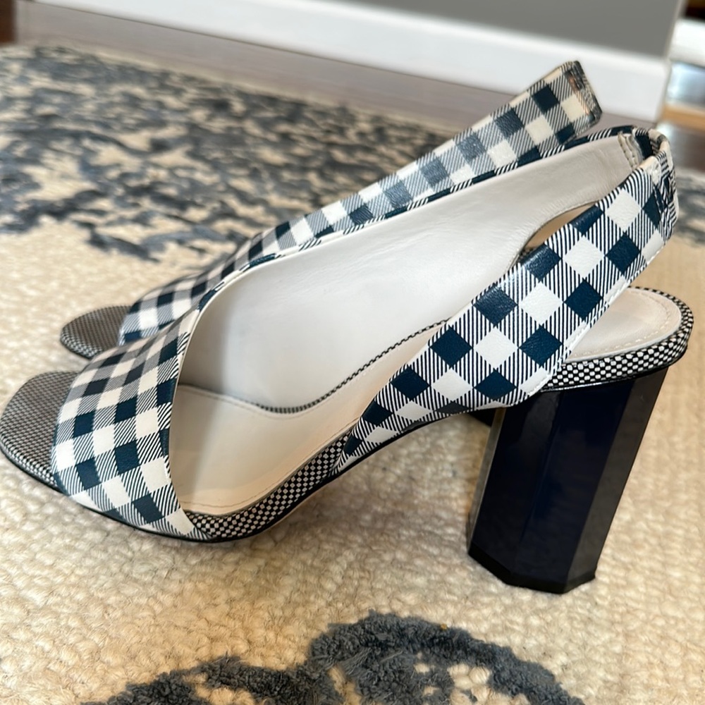 Donald Pliner Heeled “ELLA” Sandal 7.5M